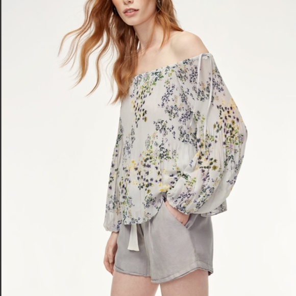 Aritzia Wilfred Allegra Short - Picture 5 of 5